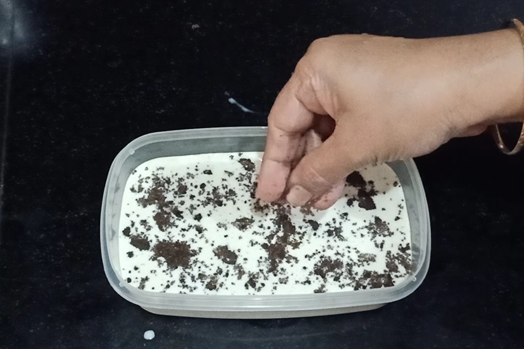 oreo churn on the top ice cream layer