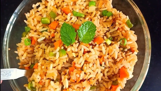 Vegetable fried rice recipe | How to make fried rice